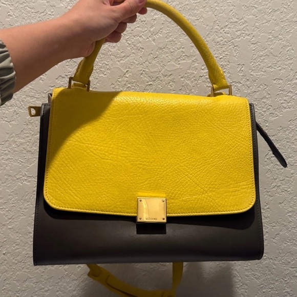 Celine Trapeze Leather Hand Bag - Picture 15 of 15